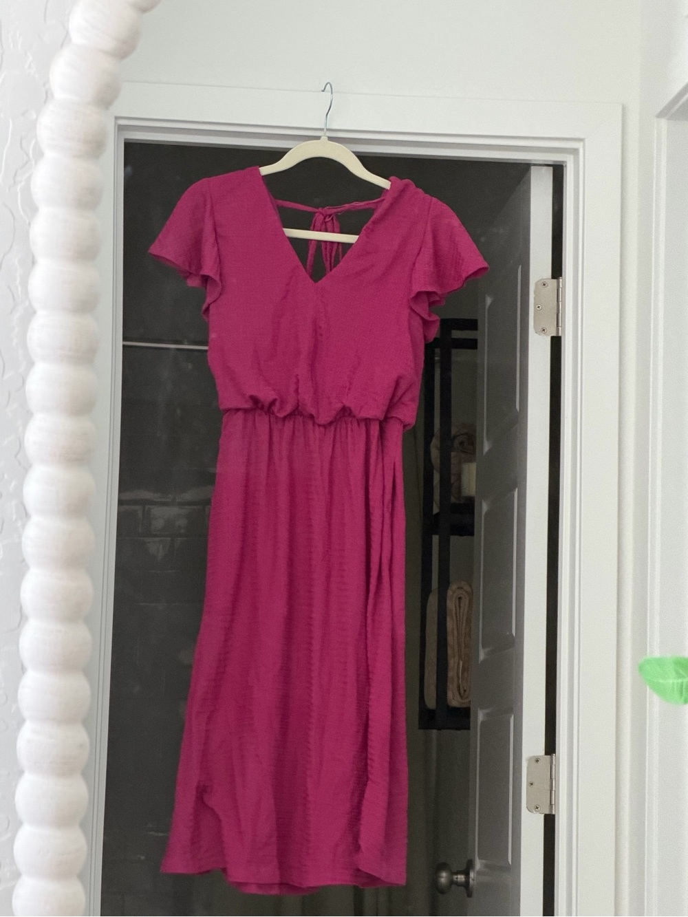 London Times Flutter Sleeve V-Neck Midi Dress - Raspberry